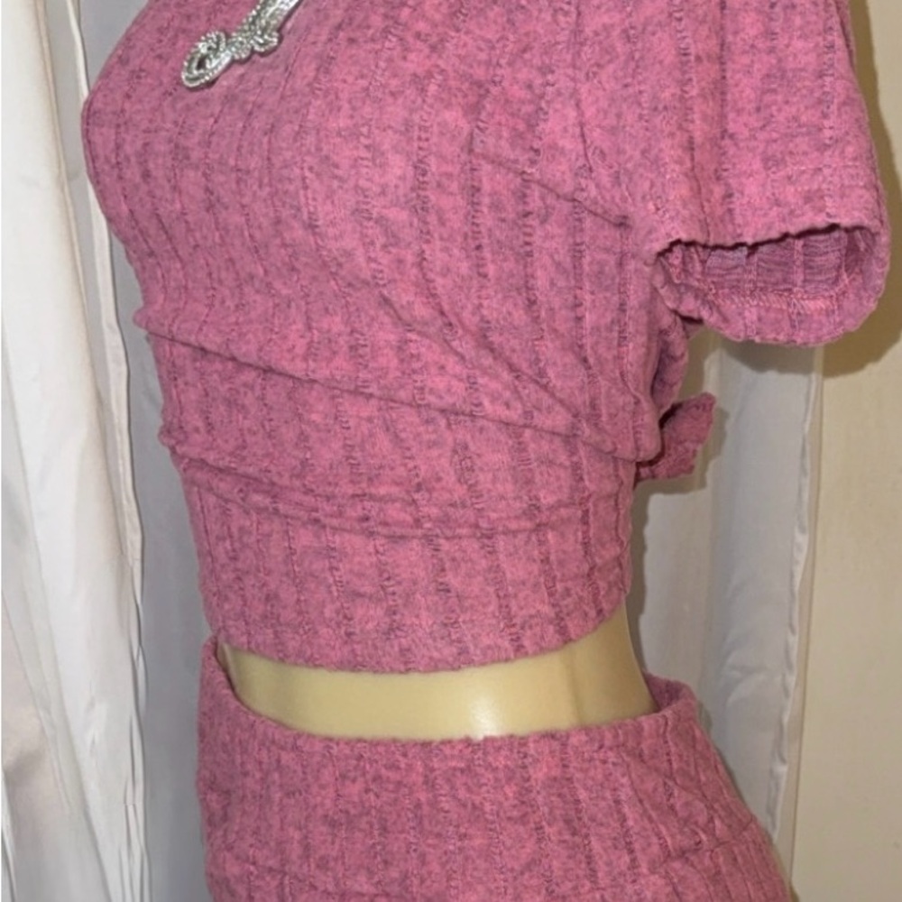 Two-Piece Pink Ribbed Knit Crop Top & Pants Set - Picture 3 of 5